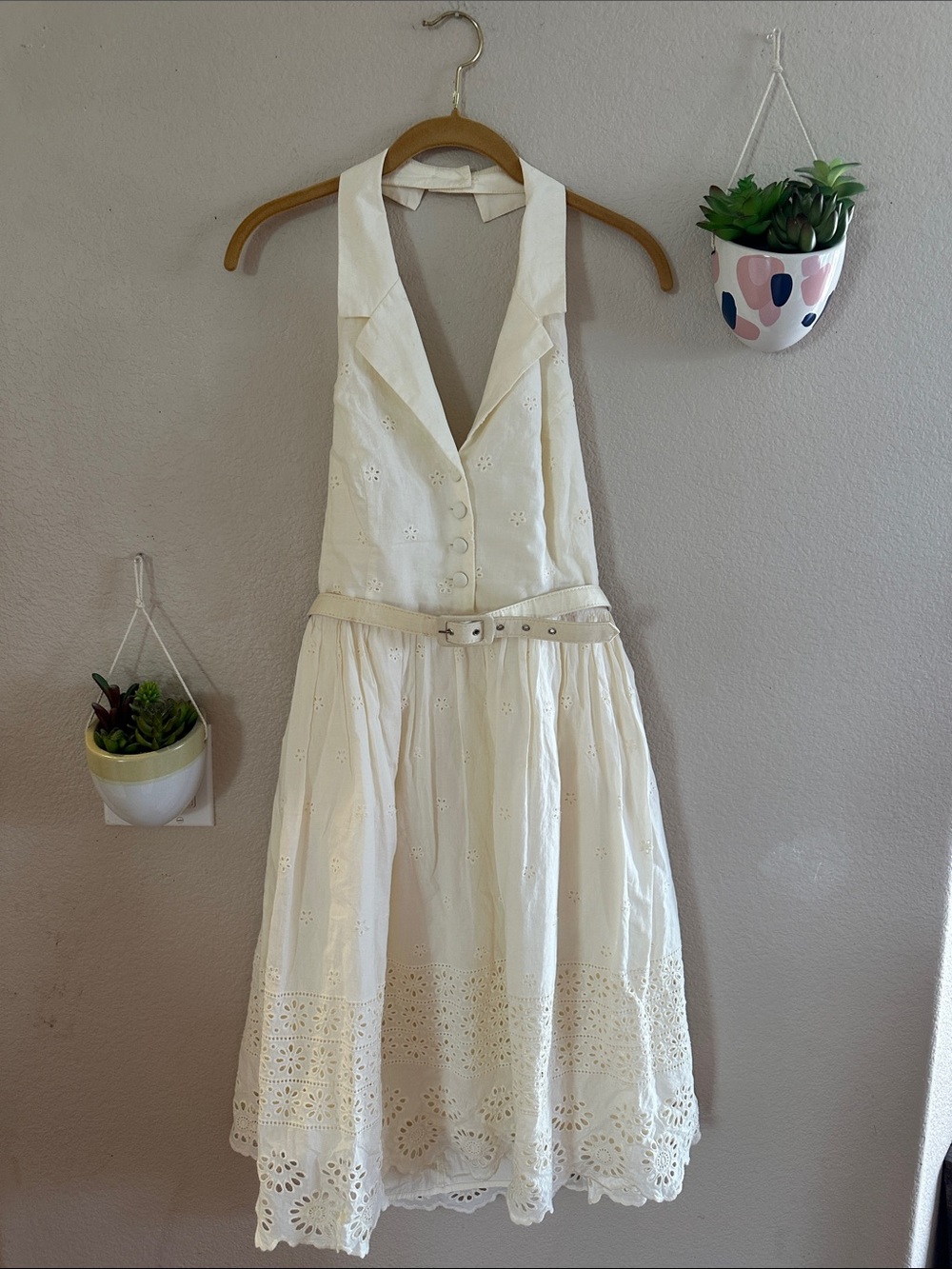 ModCloth Eyelet Halter Belt Button Down Vintage Pinup Cream Dress Medium